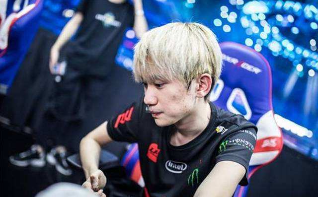 与不在场时 与不在场时